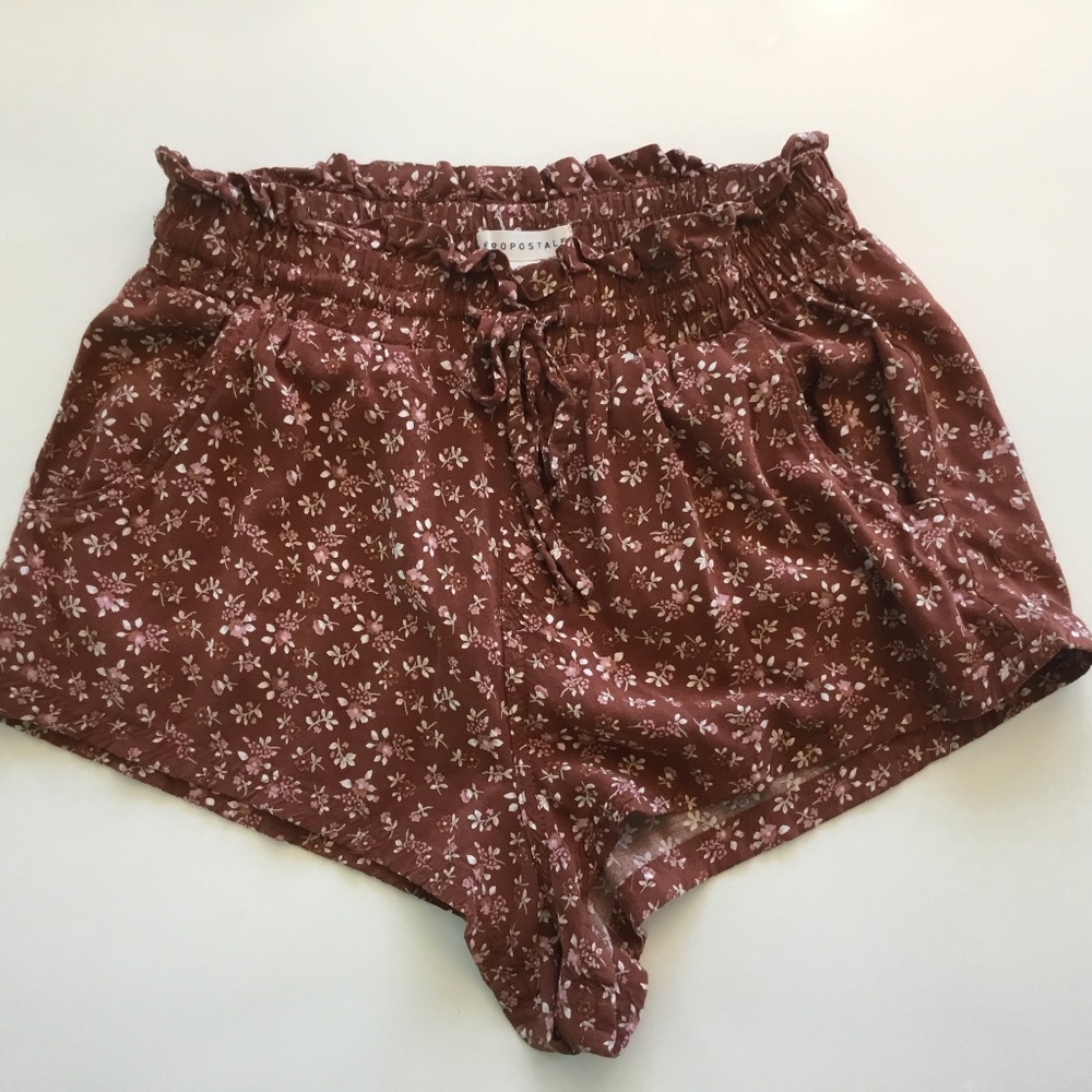 Aeropostale Flowy Shorts